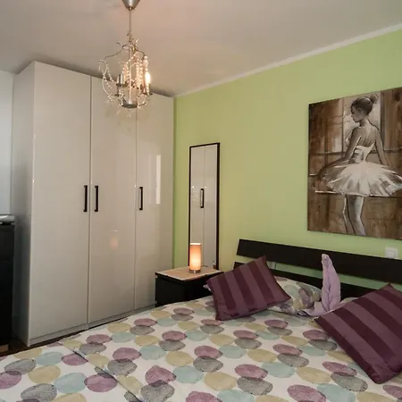 Apartament Beautiful View 2 *